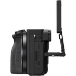 Sony a6600 Mirrorless Camera with 18-135mm Lens